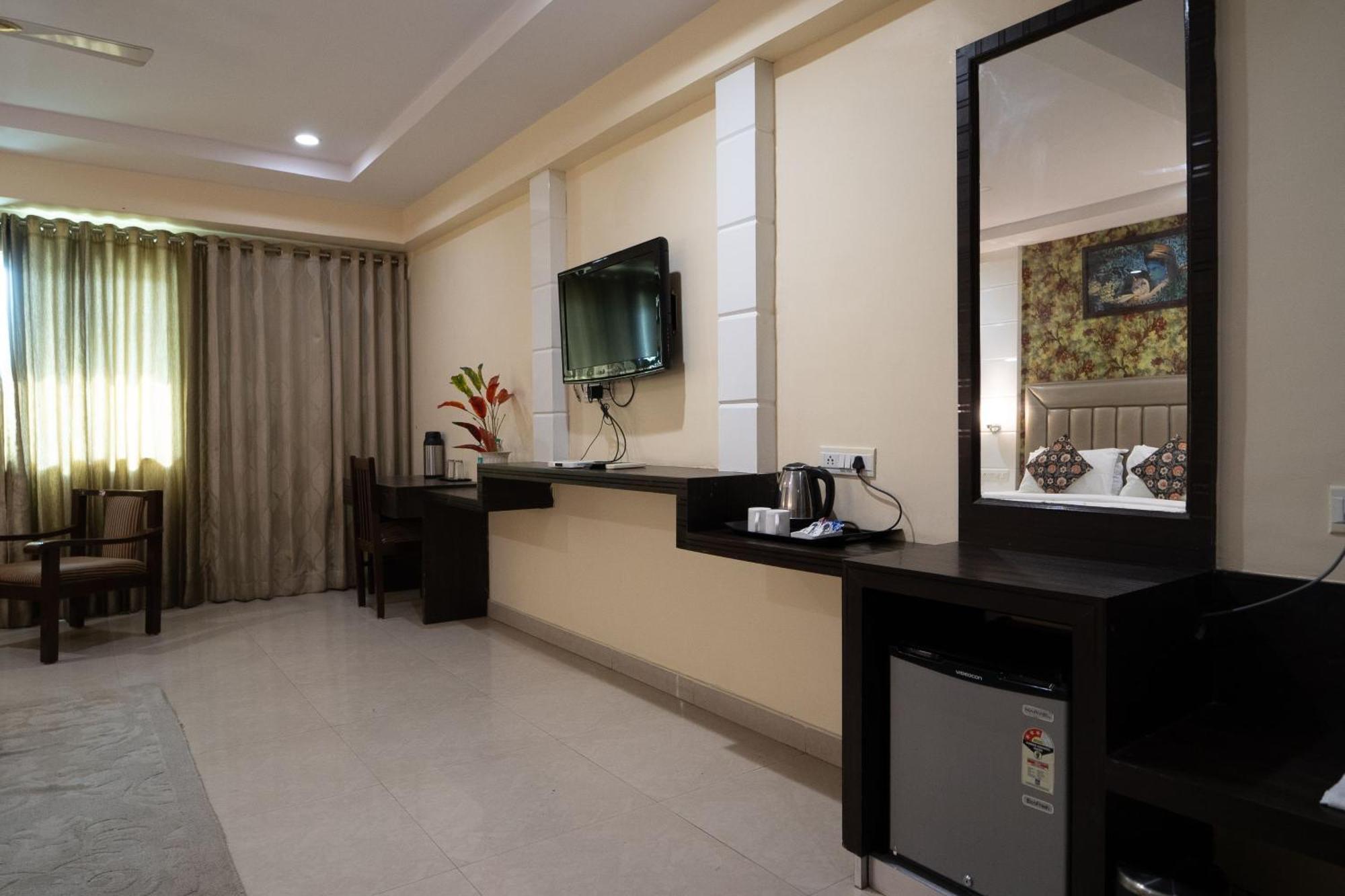 ג'ודפור Hotel City Square By Keymagics מראה חיצוני תמונה